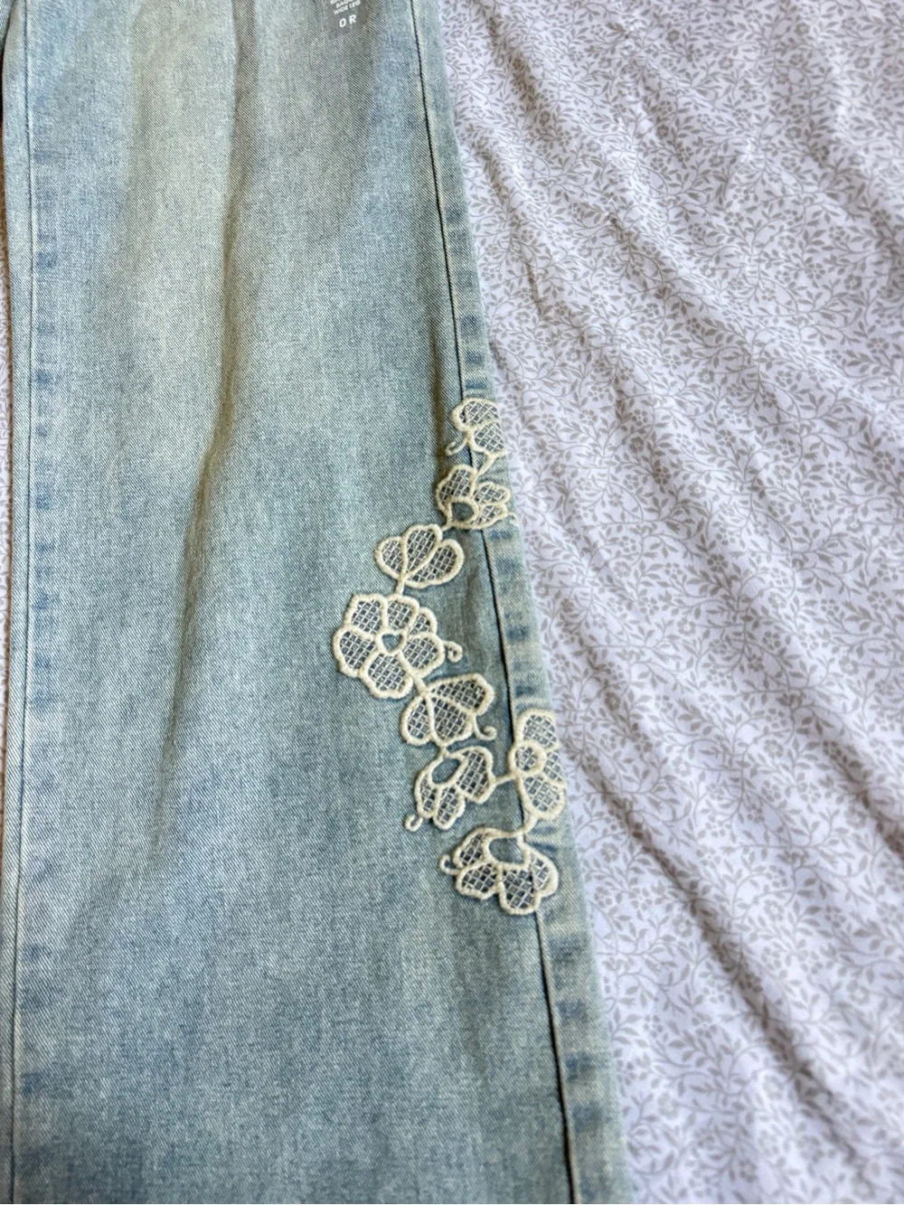Aeropostale light wash